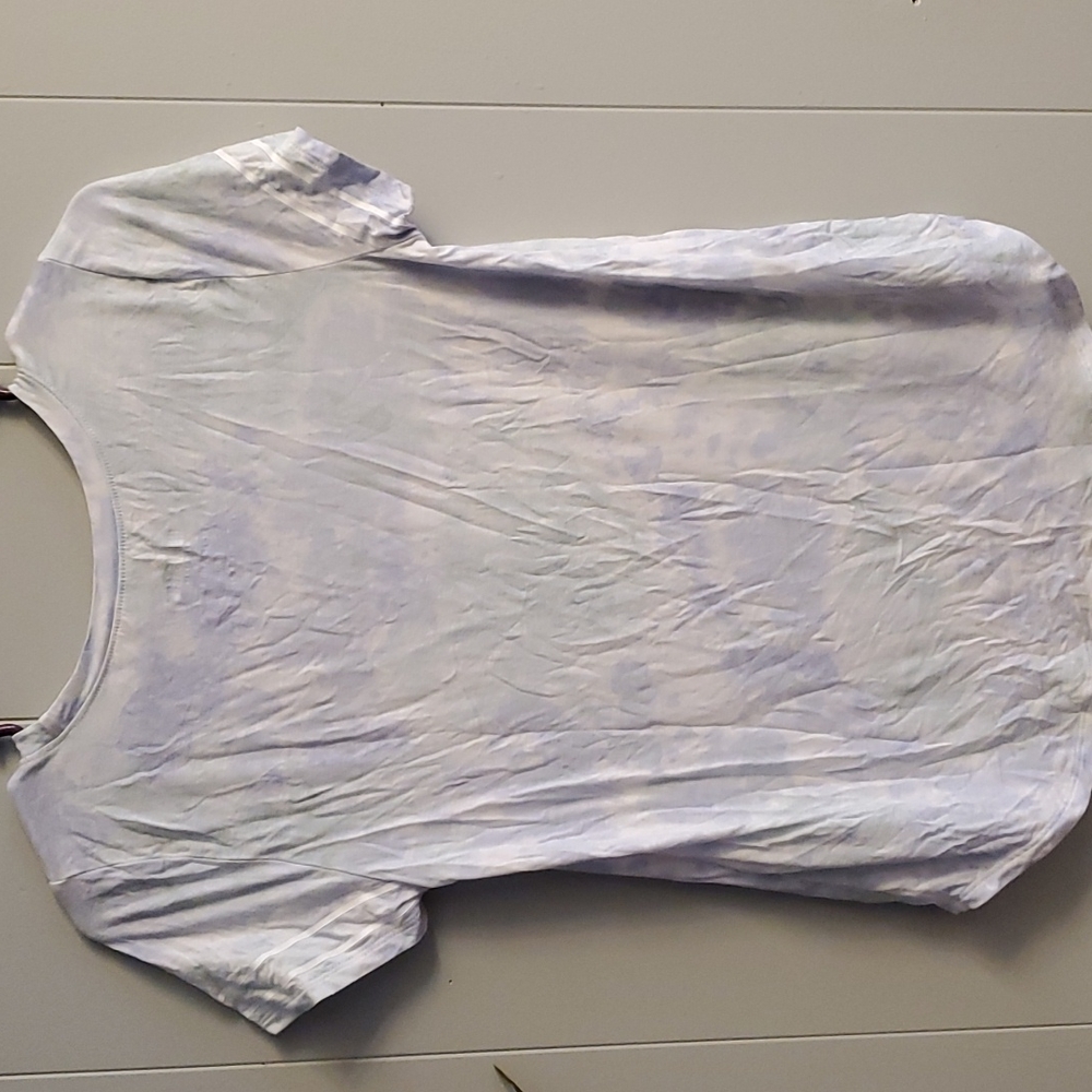Hollister Tie Dye Curve hem Tshirt small - Picture 4 of 4